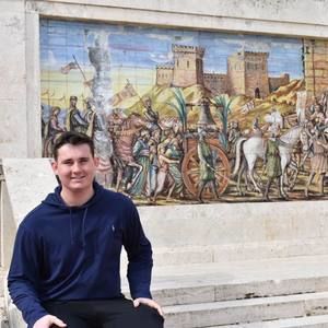 Meet your Posher, Logan